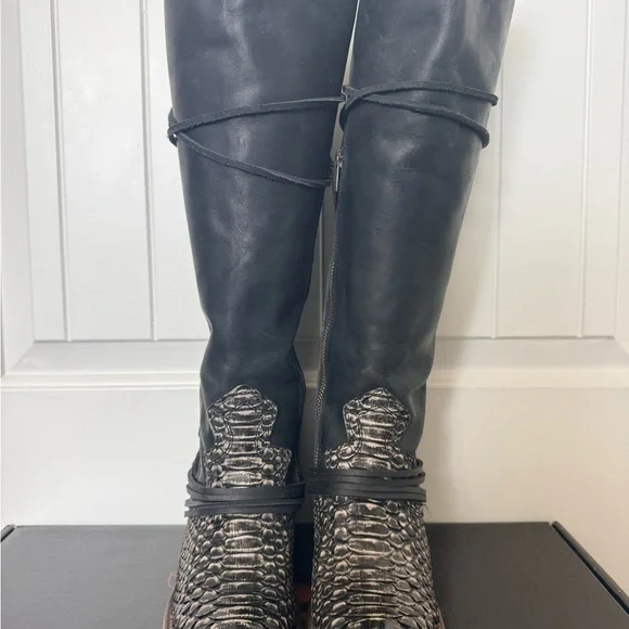 Freebird Python Coals - Picture 2 of 6